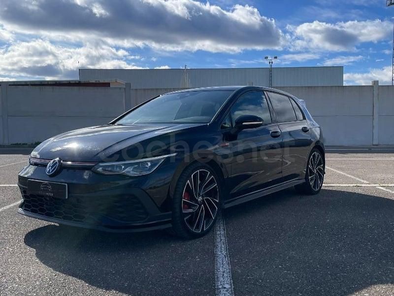 Usado VW Golf VII GTI Clubsport 301 CV (221 kW) 2021 Negro Utilitario