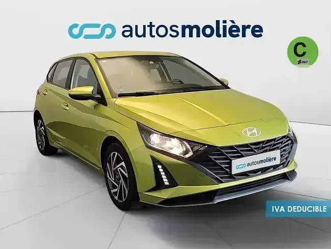Usado Hyundai i20 84 CV (61 kW) 2024 Verde Utilitario