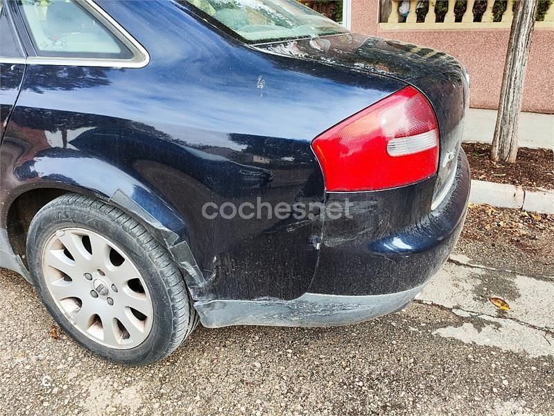Azul Usado 2001 Audi A6 Berlina | 1200 € (Precio justo) - Imagen 1/4