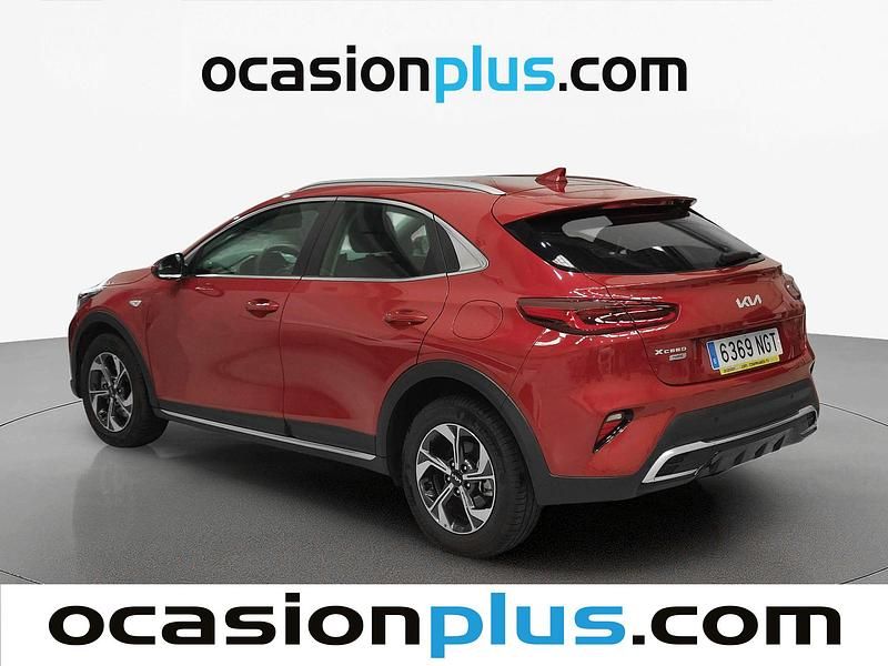 Usado Kia XCeed 140 CV (102 kW) 2025 Rojo SUV