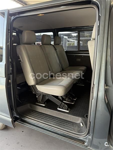 Usado VW Transporter 140 CV (102 kW) 2009 Gris / plata Van