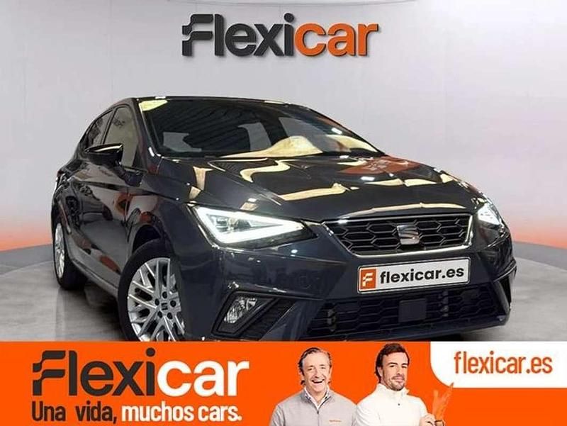 Usado Seat Ibiza FR 110 CV (80 kW) 2024 Gris Berlina