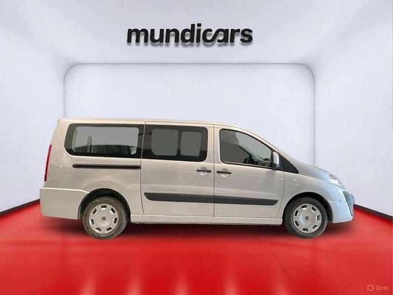 Usado Fiat Scudo Family 2015 Gris Van