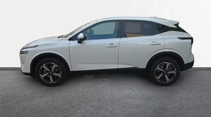 Usado Nissan Qashqai N-Connecta 158 CV (116 kW) 2023 Lunar white (perlada) SUV