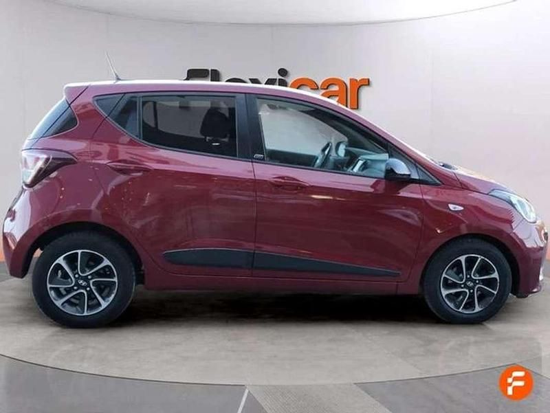 Usado Hyundai i10 GO! 87 CV (63 kW) 2018 Rojo Utilitario