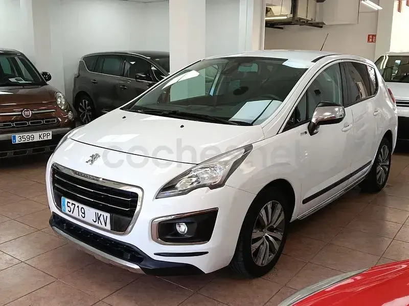 Käytetty Peugeot 3008 Allure 115 HP (84 kW) 2015 Valkoinen Farmari