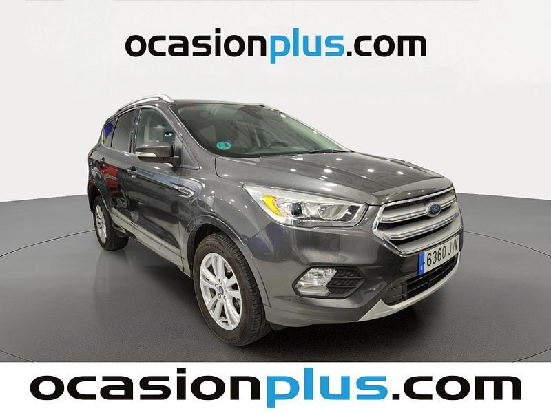 Usado Ford Kuga Business Edition 120 CV (88 kW) 2016 Gris SUV