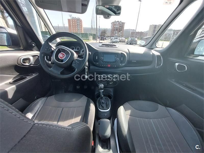 Usado Fiat 500L Lounge 95 CV (69 kW) 2014 Blanco Monovolumen