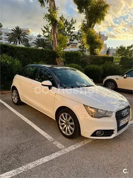 Usado Audi A1 Sportback Attraction 86 CV (63 kW) 2012 Blanco Utilitario