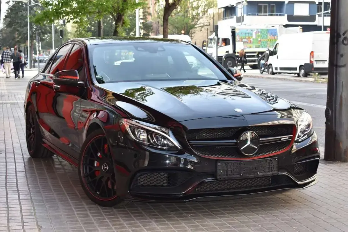 Usado Mercedes C63 AMG AMG 476 CV (350 kW) 2017 Negro Berlina