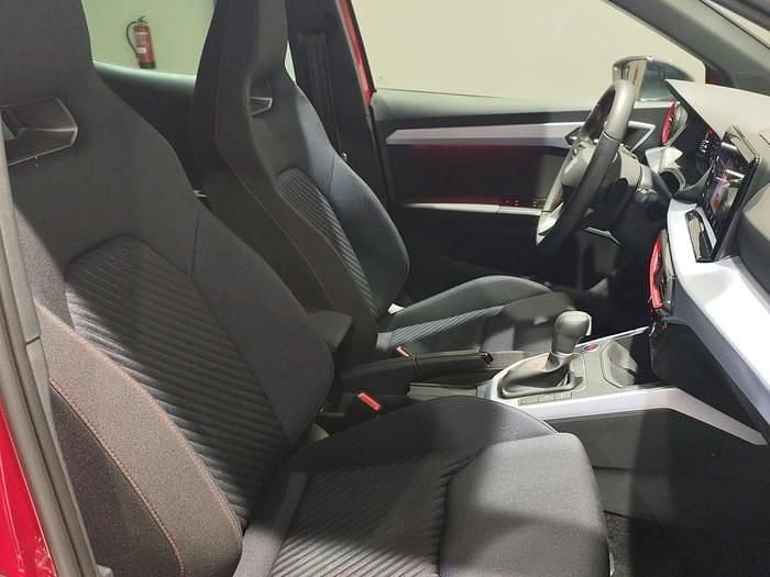 Usado Seat Arona FR 115 CV (84 kW) 2025 Rojo SUV