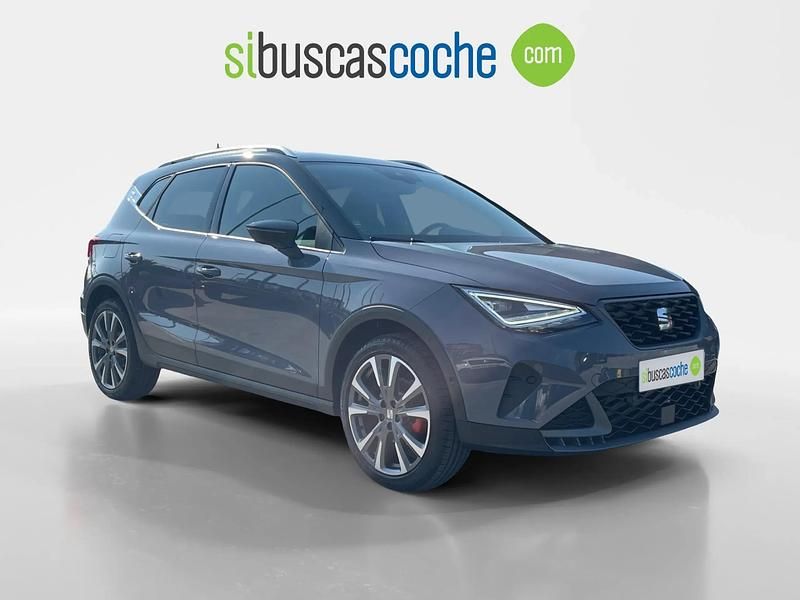 Gris/plata Nuevo 2025 Seat Arona FR SUV | 22.990 € (Precio justo) - Imagen 1/4