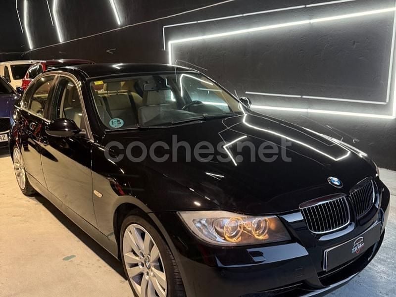 Usado BMW 325 Comfort Edition 218 CV (160 kW) 2008 Negro Berlina