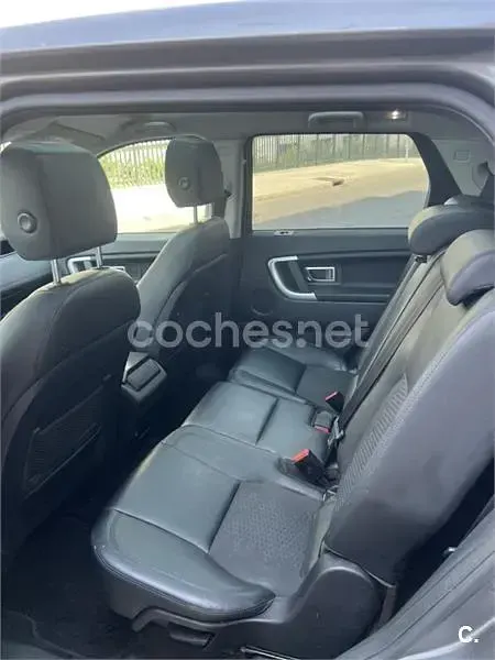 Usado Land Rover Discovery Sport HSE 150 CV (110 kW) 2016 Gris / plata SUV