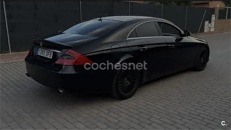 Usado Mercedes CLS350 272 CV (200 kW) 2004 Negro Coupe