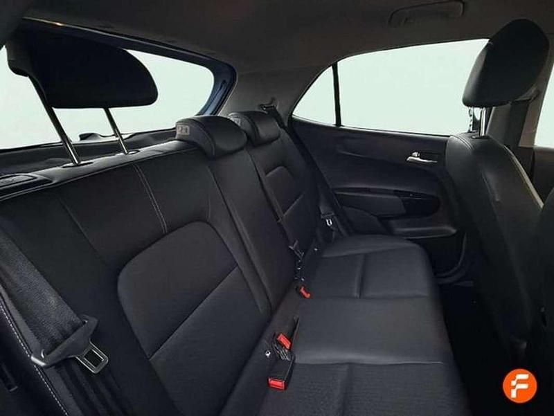 Usado Kia Picanto GT-Line 67 CV (49 kW) 2018 Azul Utilitario