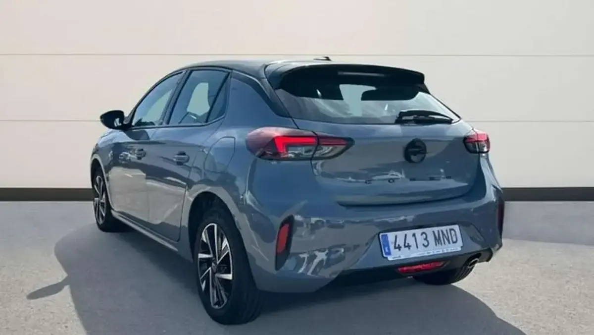 Käytetty Opel Corsa S 101 HP (74 kW) 2024 Harmaa Viistoperä