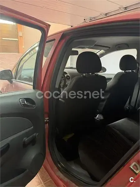 Usado Opel Corsa Enjoy 90 CV (66 kW) 2007 Rojo Utilitario
