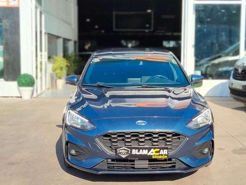 Usado Ford Focus Active 120 CV (88 kW) 2019 Azul Utilitario