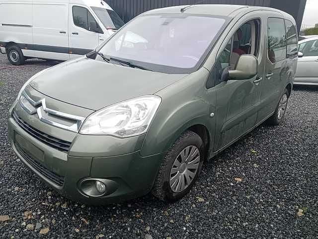 Usado Citroën Berlingo XTR 92 CV (67 kW) 2013 Beige Monovolumen