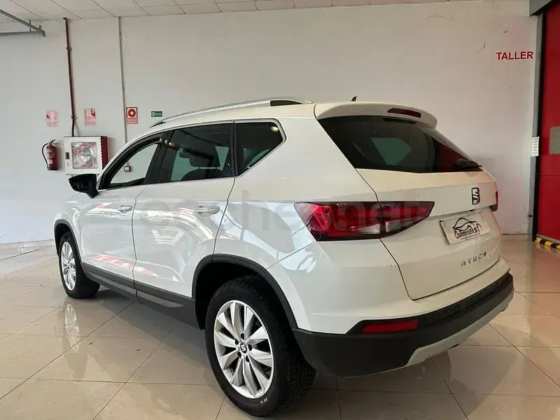 Usado Seat Ateca Style 115 CV (84 kW) 2020 Blanco SUV