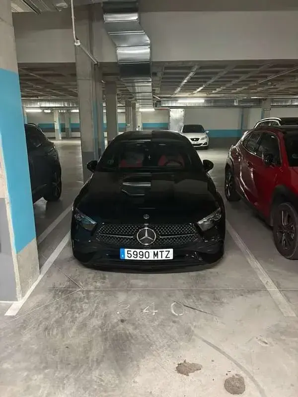Usado Mercedes CLA220 190 CV (139 kW) 2023 Negro Berlina