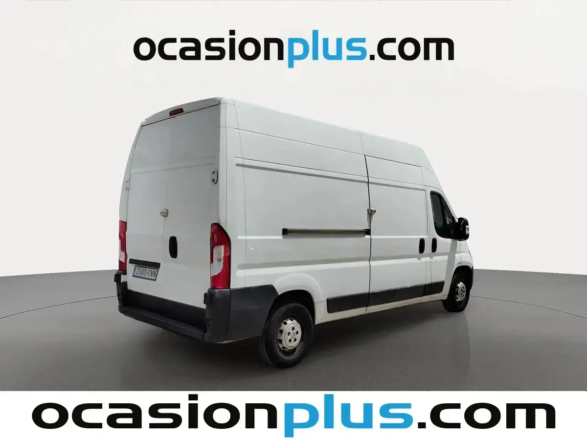 Usado Peugeot Boxer 130 CV (95 kW) 2018 Blanco Van
