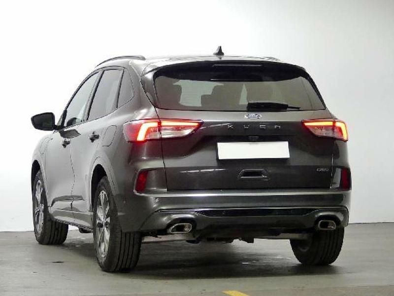 Usado Ford Kuga ST-Line X 225 CV (165 kW) 2021 Gris SUV