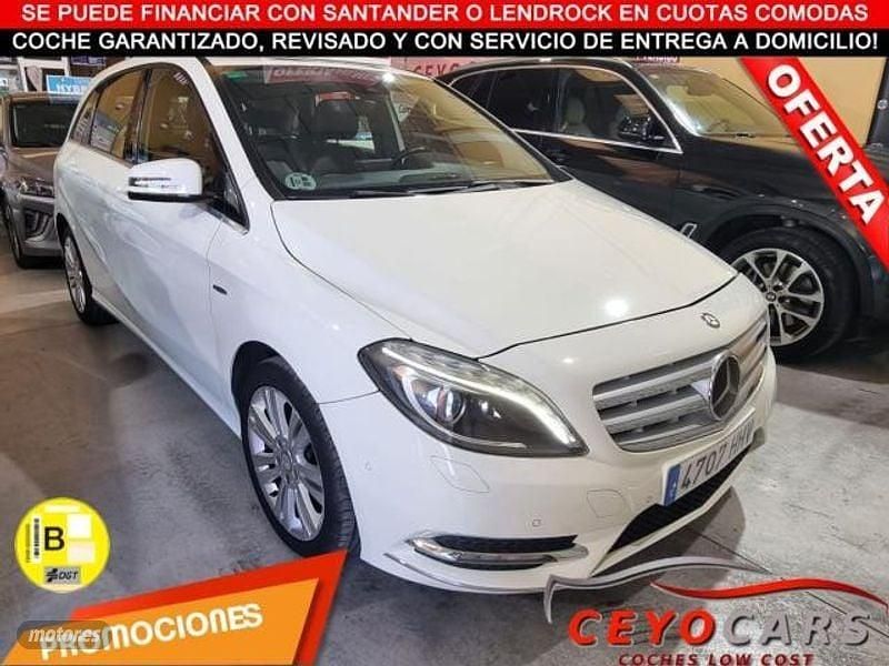 Usado Mercedes B200 136 CV (100 kW) 2012 Blanco Monovolumen