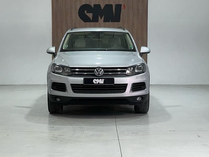 Usado VW Touareg 245 CV (180 kW) 2014 Gris SUV