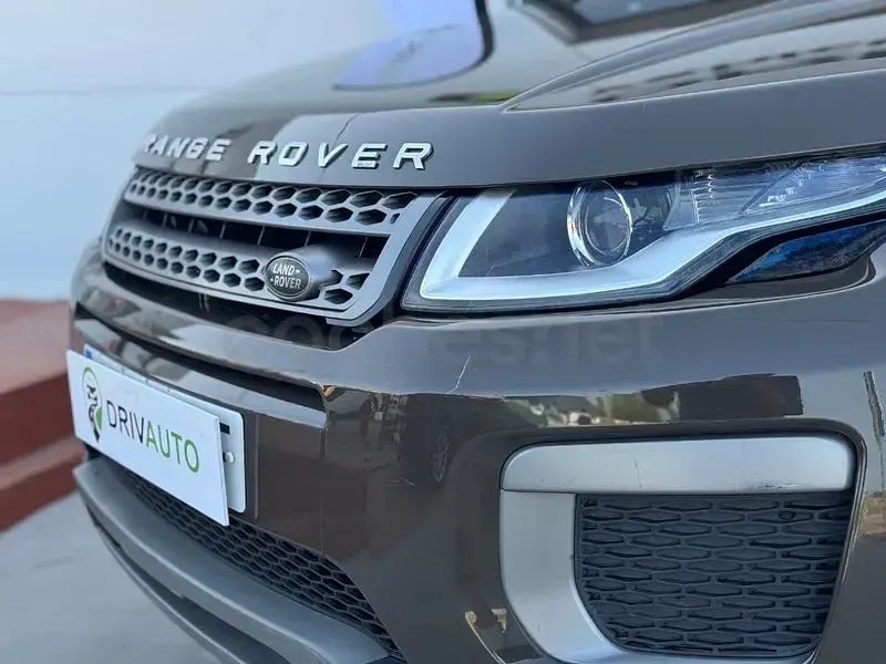 Usado Land Rover Range Rover evoque Pure 150 CV (110 kW) 2017 Marrón SUV