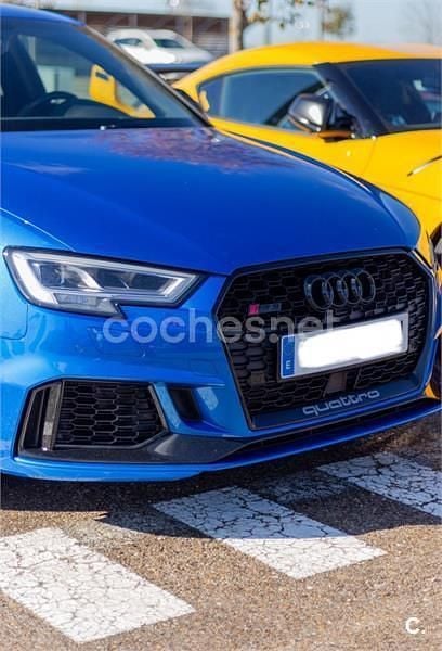 Usado Audi RS3 400 CV (294 kW) 2018 Azul Berlina