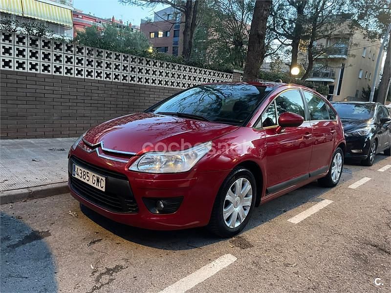 Usado Citroën C4 Exclusive 120 CV (88 kW) 2010 Granate Berlina
