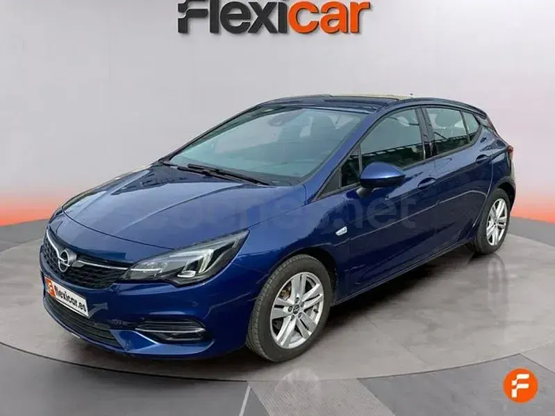 Usado Opel Astra Business Elegance 130 CV (95 kW) 2020 Azul Berlina