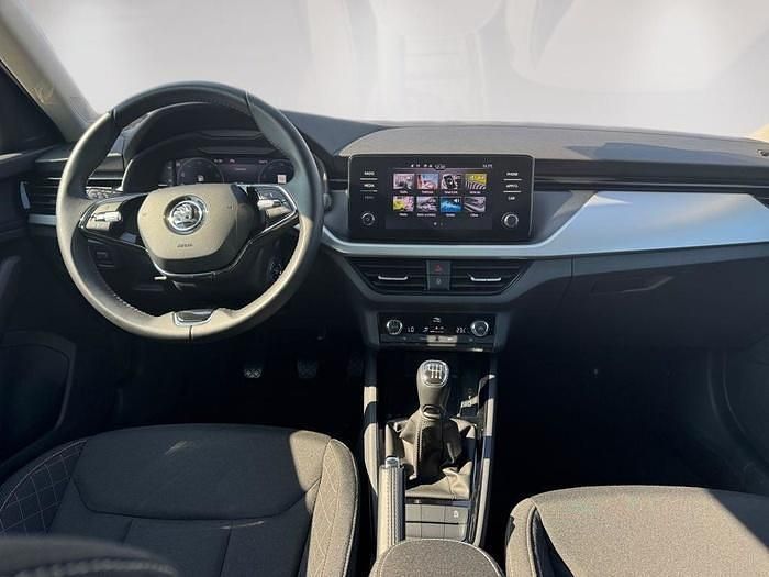 Usado Skoda Kamiq Ambition 110 CV (80 kW) 2024 Rojo SUV