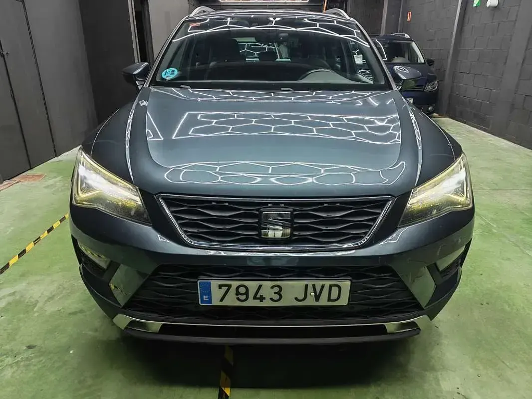 Usado Seat Ateca XCELLENCE 150 CV (110 kW) 2016 Gris SUV