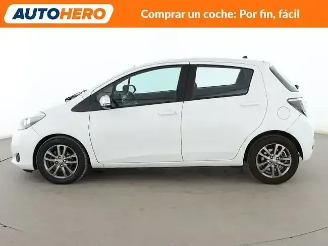 Usado Toyota Yaris Active 90 CV (66 kW) 2014 Blanco Utilitario