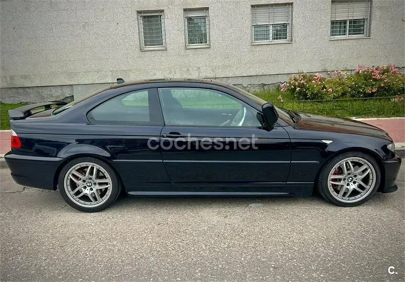 Usado BMW 330 Sport Line 204 HP (150 kW) 2005 Preto Coupé