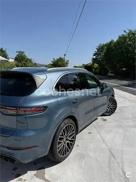 Usado Porsche Cayenne 420 CV (308 kW) 2018 Azul SUV