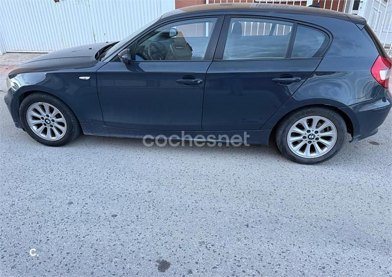 Usado BMW 116 115 CV (84 kW) 2006 Azul Utilitario