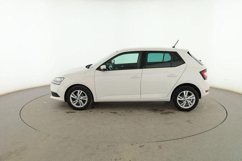 Usado Skoda Fabia Ambition 60 CV (44 kW) 2020 Blanco Berlina