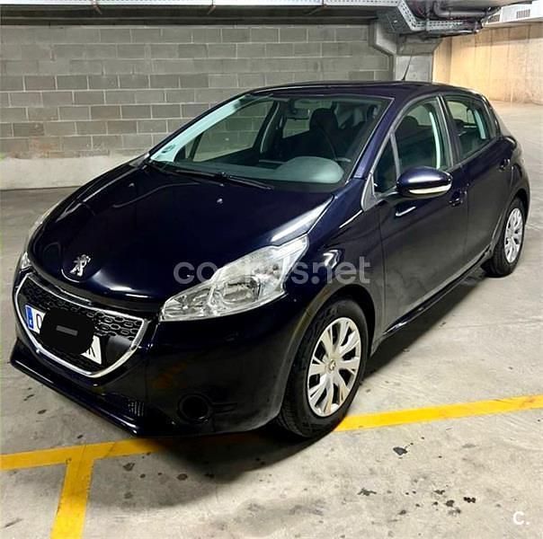 Usado Peugeot 208 Active 82 CV (60 kW) 2014 Negro Utilitario