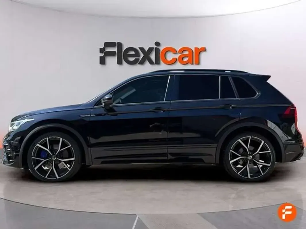 Usado VW Tiguan R 320 CV (235 kW) 2022 Negro SUV