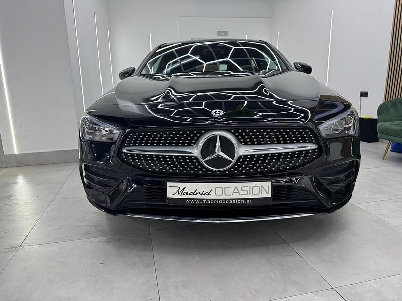 Usado Mercedes CLA250e Shooting Brake 218 CV (160 kW) 2022 Negro Familiar