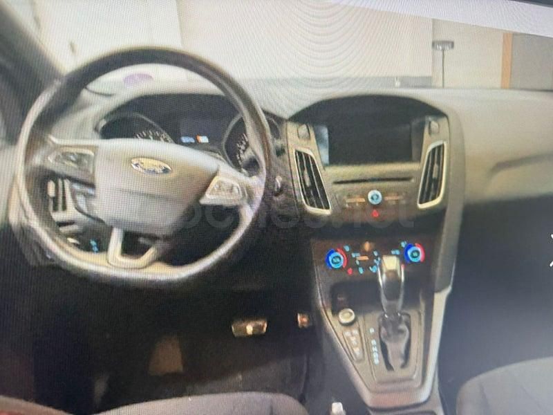 Usado Ford Focus Active 150 CV (110 kW) 2020 Negro Familiar