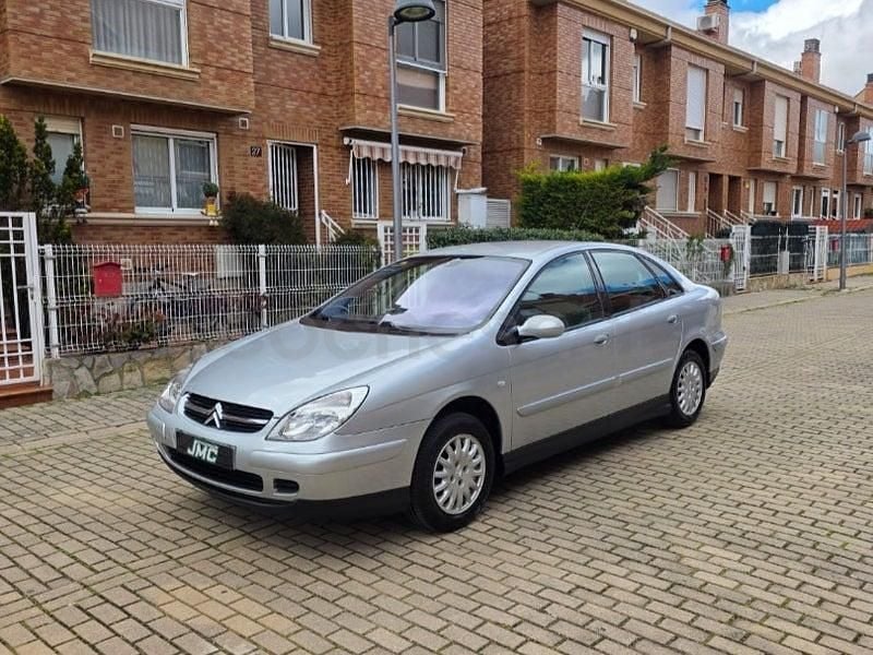 Usado Citroën C5 117 CV (86 kW) 2002 Gris / plata Berlina