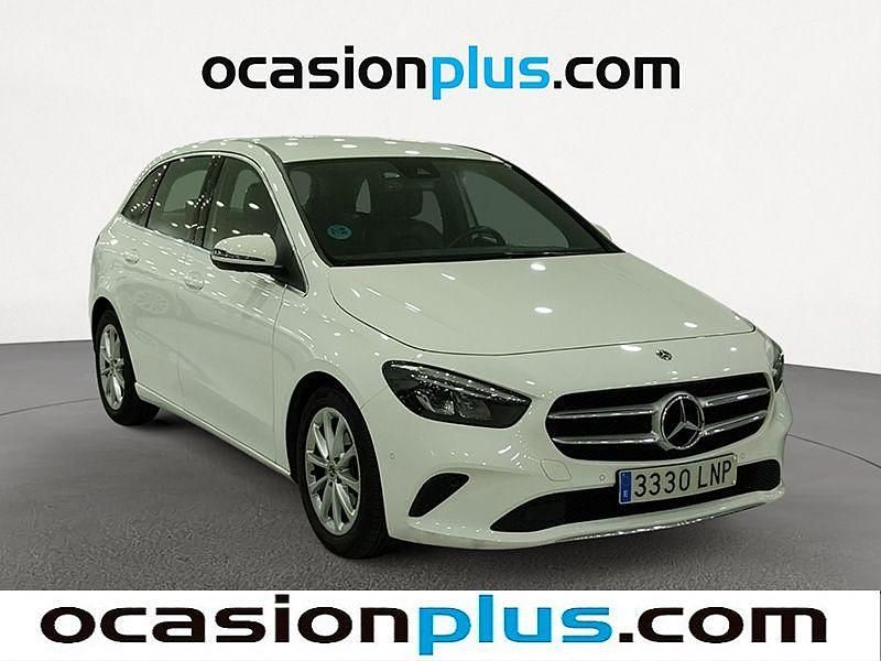 Usado Mercedes B180 116 CV (85 kW) 2021 Blanco Monovolumen