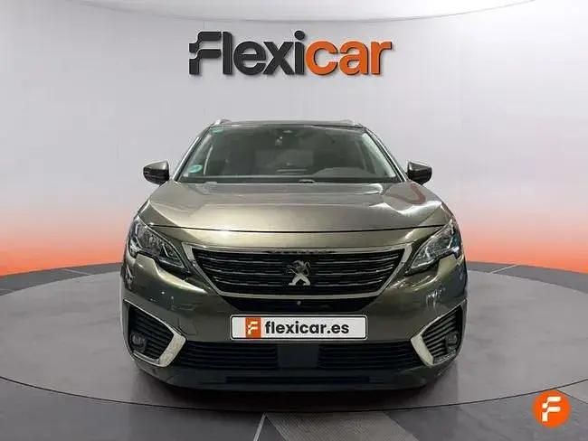 Usado Peugeot 5008 Active 120 HP (88 kW) 2017 Cinzento SUV