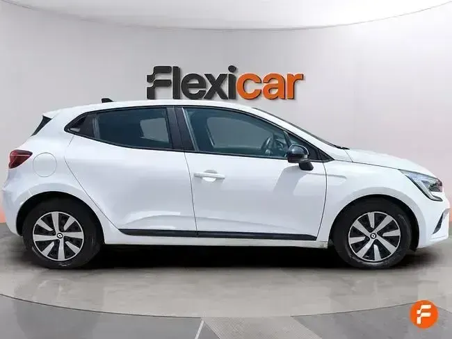 Usado Renault Clio Evolution 100 CV (73 kW) 2023 Blanco Utilitario