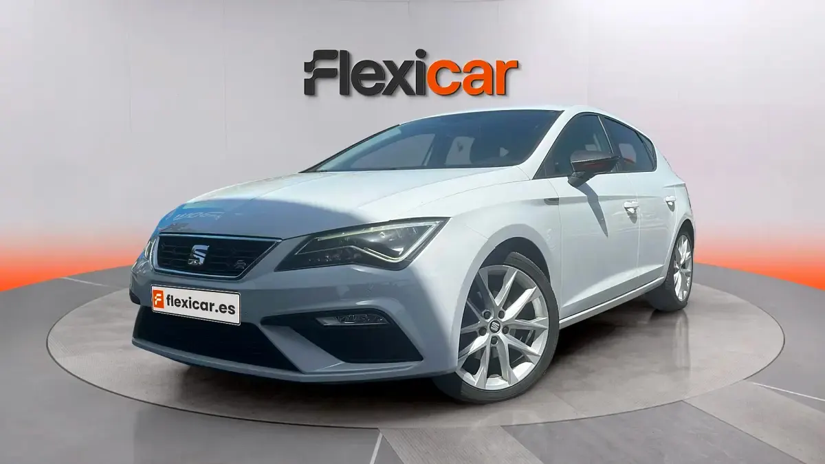 Usado Seat Leon FR 150 CV (110 kW) 2018 Blanco Berlina